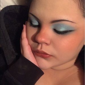 Meet your Posher, Karissa